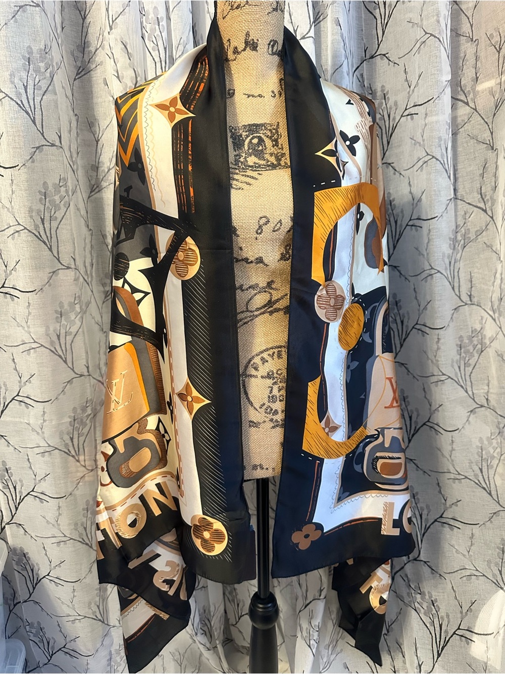 New Fashion Inspired Item (SCARFS)
70”X 35”